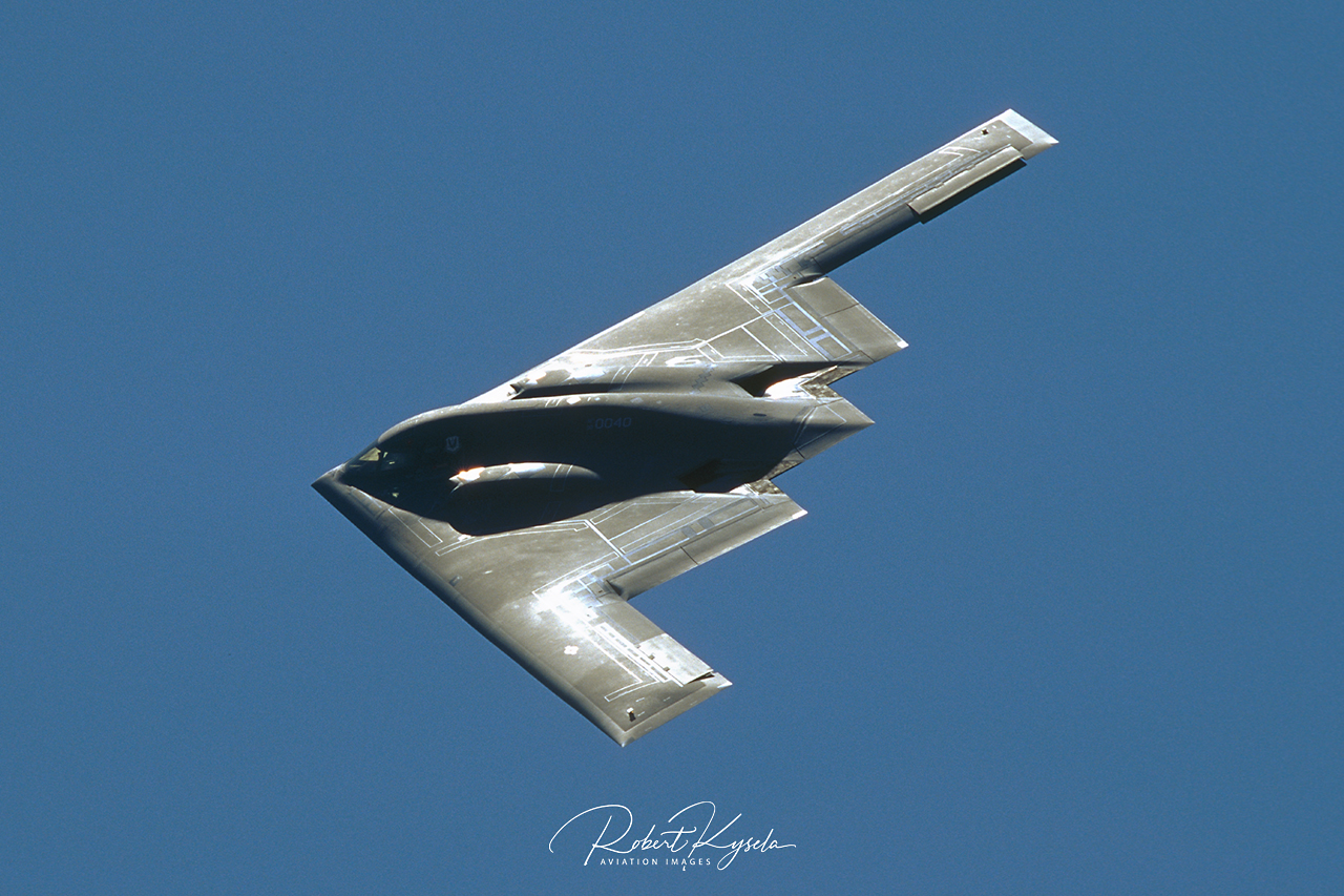 Northrop B-2A SPIRIT  -  © by Robert Kysela