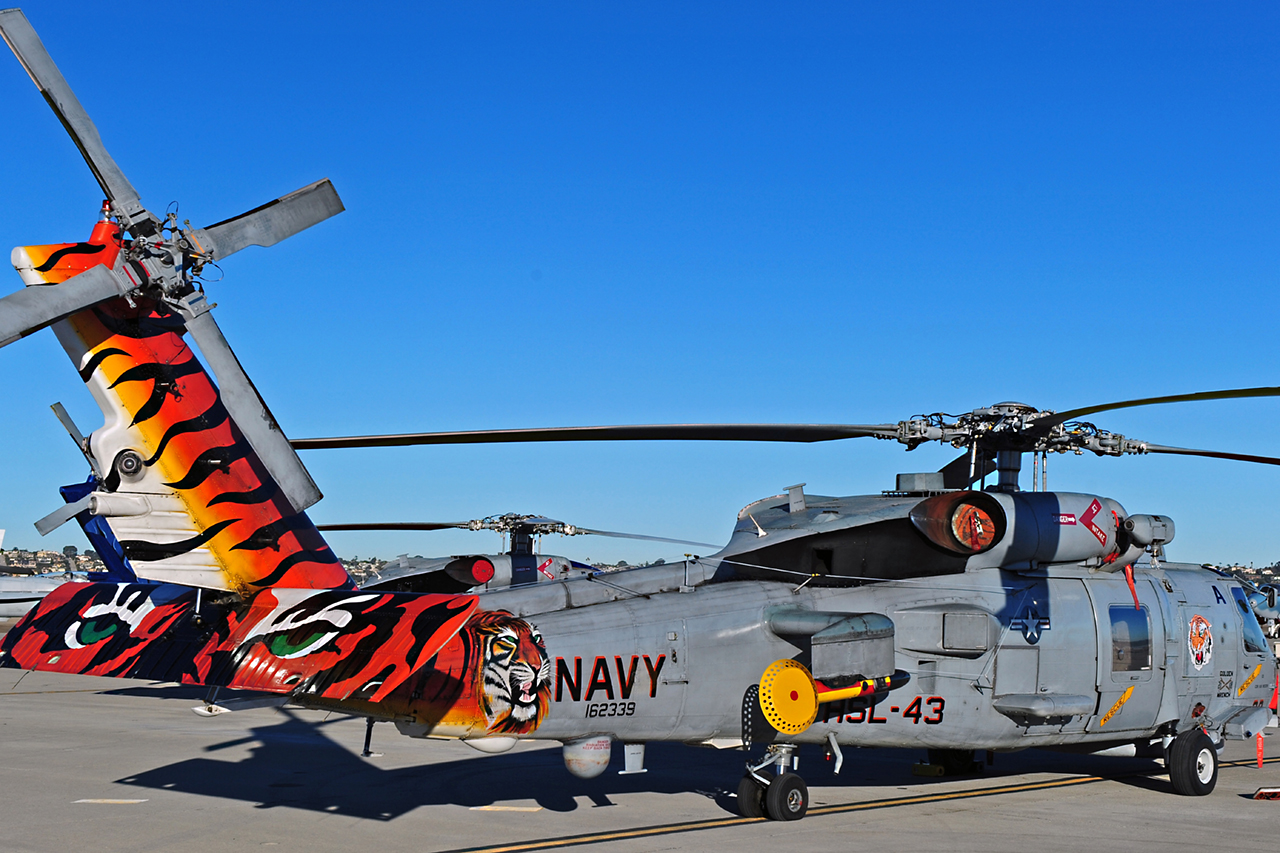 Sikrosky MH-60 SEAHAWK  -  © by Shawn Clish