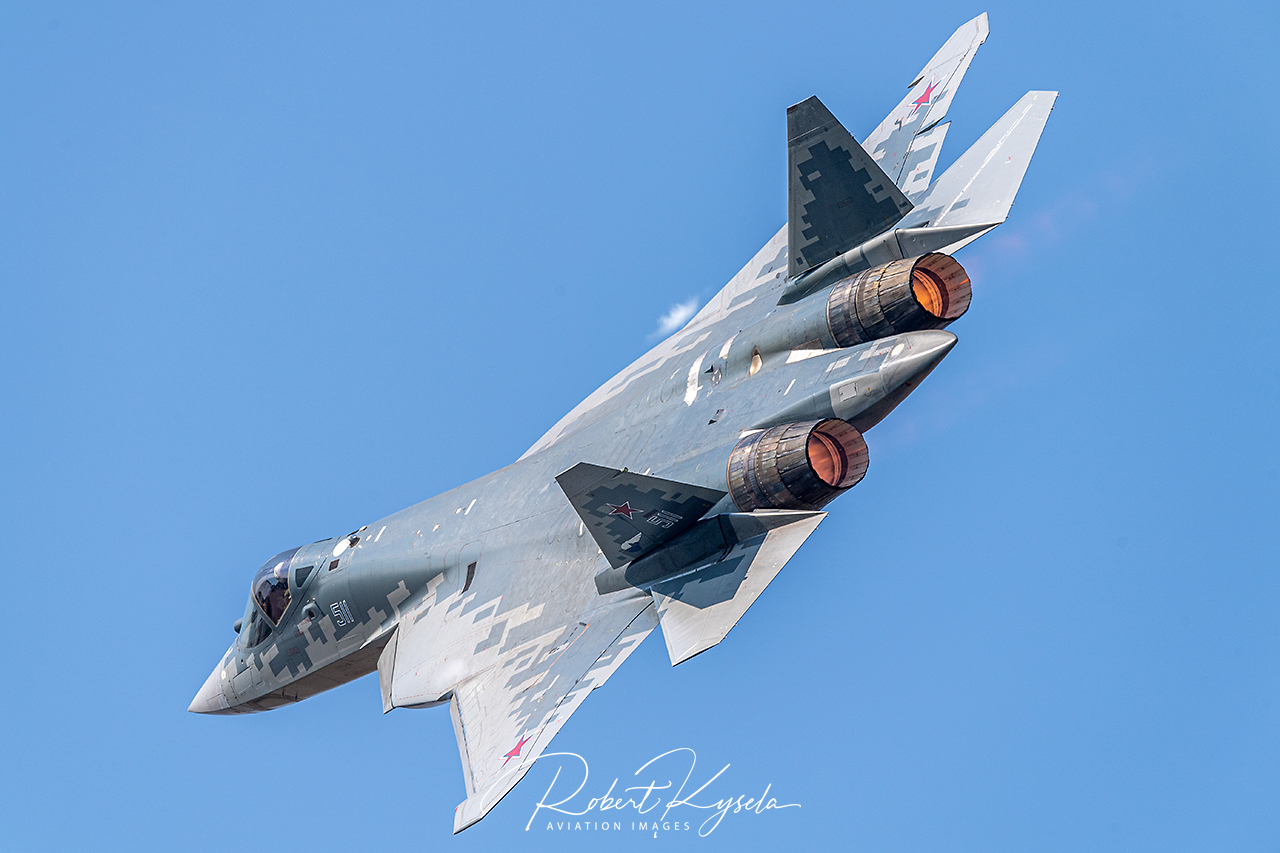 Sukhoi Su-57 / Bort511 (NATO Code: FELON)   - © by Robert Kysela