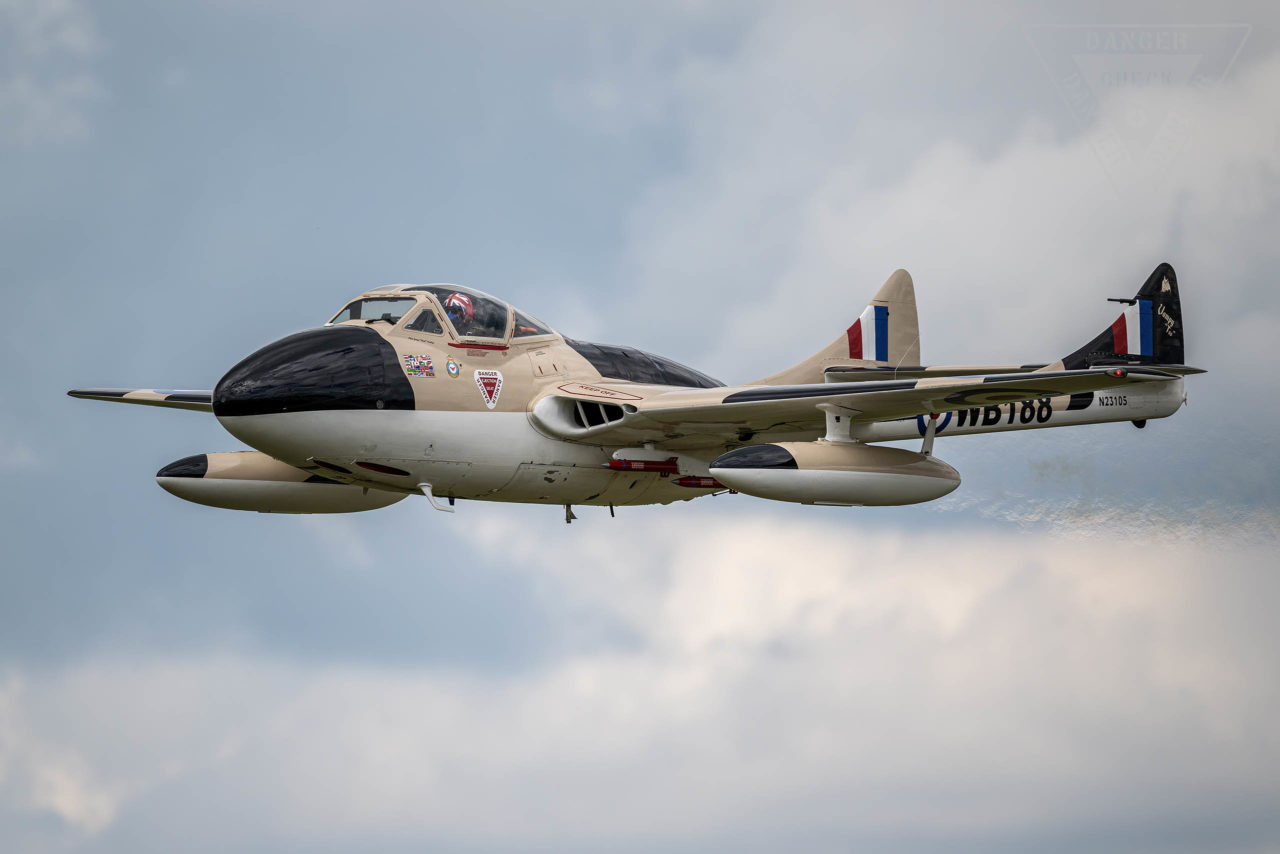 de Havilland DH.115 VAMPIRE   - © by Robert Kysela