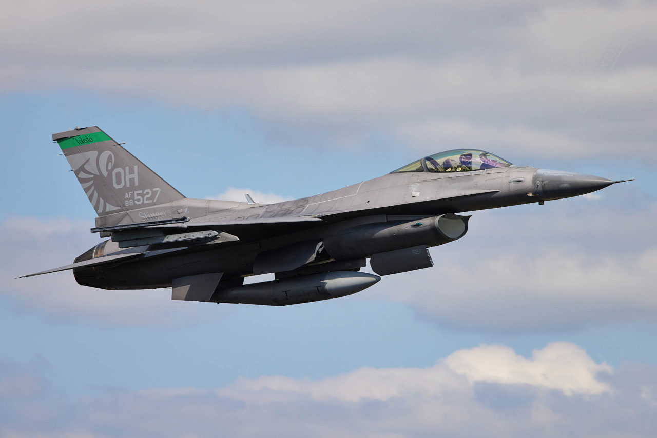 Lockheed Martin F-16C VIPER   - © by Shawn Clish