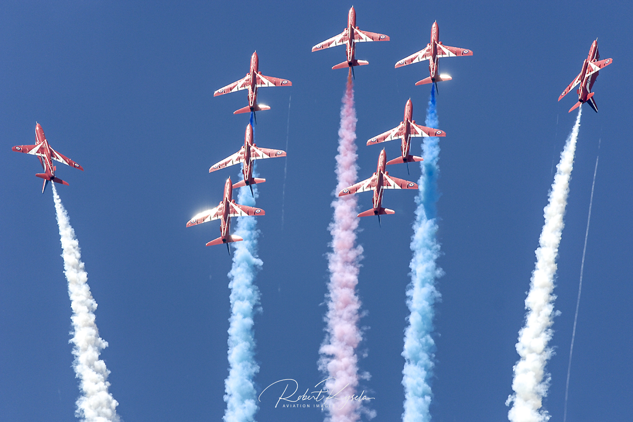 _RK_0507_RIAT_1076_RedArrows_Large