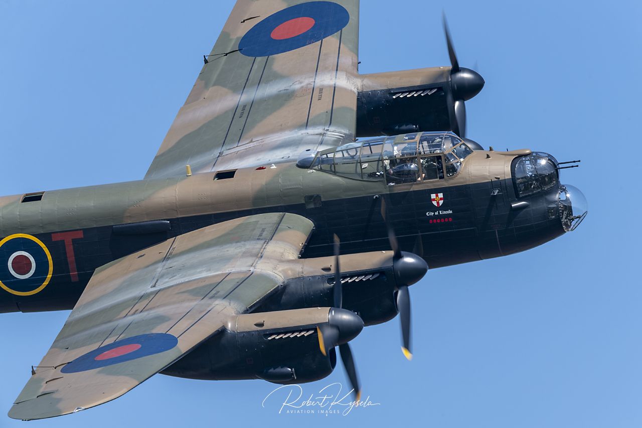 AVRO LANCASTER B.Mk III   - © by Robert Kysela