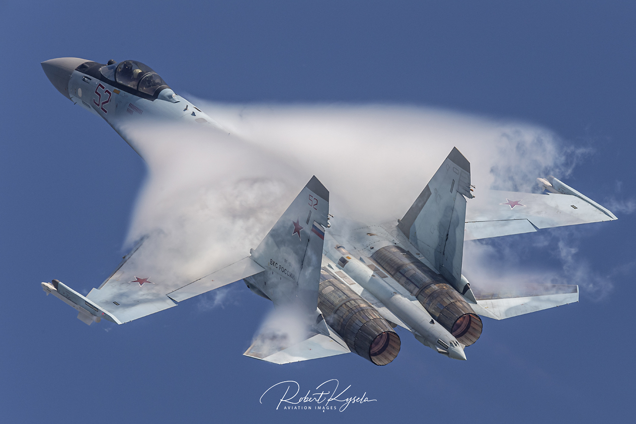 Sukhoi Su-35S (NATO Code: FLANKER-E)   © by Robert Kysela