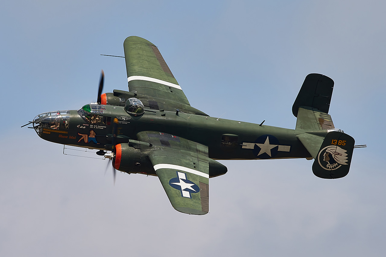 North American B-25J MITCHELL  -  © by Shawn Clish