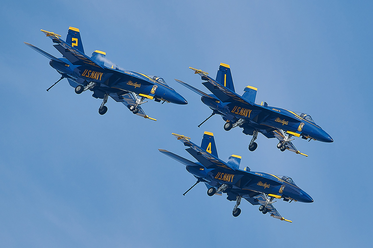 US NAVY BLUE ANGELS