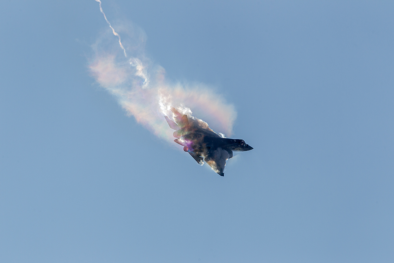 Sukhoi Su-57 (NATO Code: FELON)   - © by Roman Bagrov