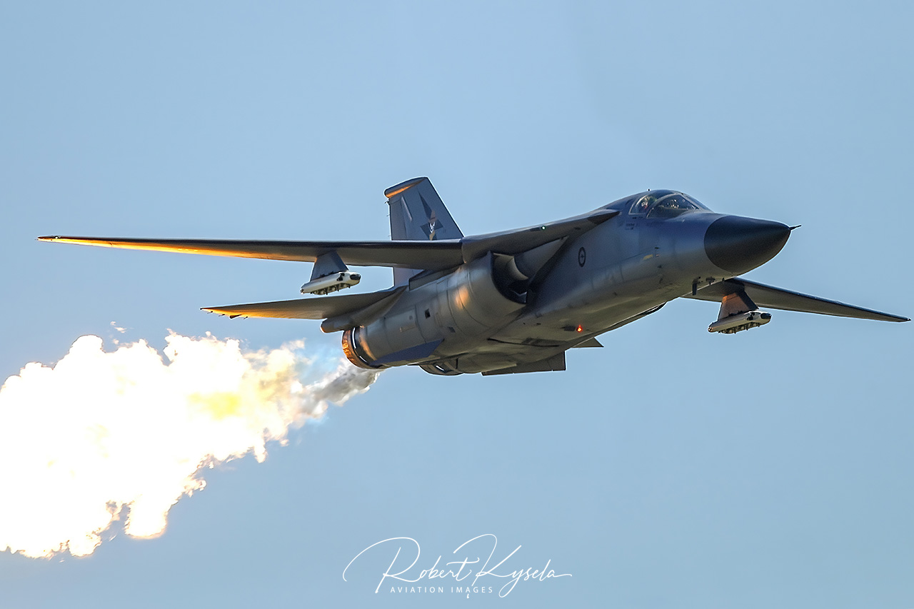 General Dynamics F-111G Aardvark   - © by Robert Kysela