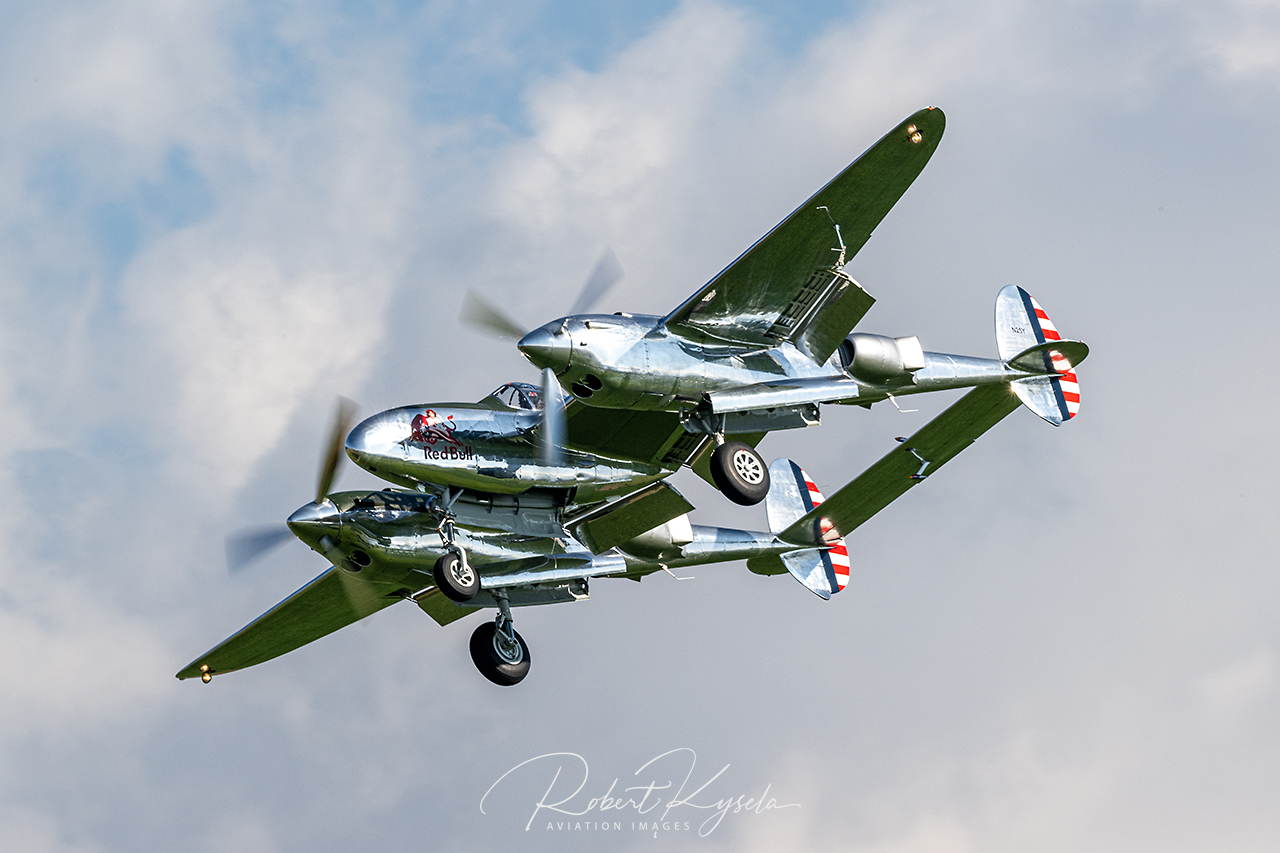 Lockheed P-38L LIGHTNING   - © by Robert Kysela