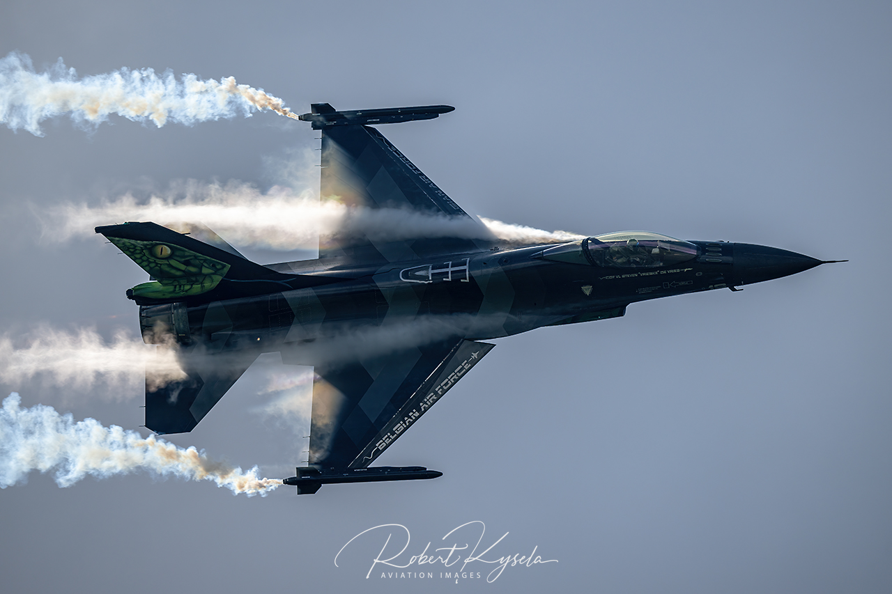 Lockheed Martin F-16AM VIPER   - © by Robert Kysela