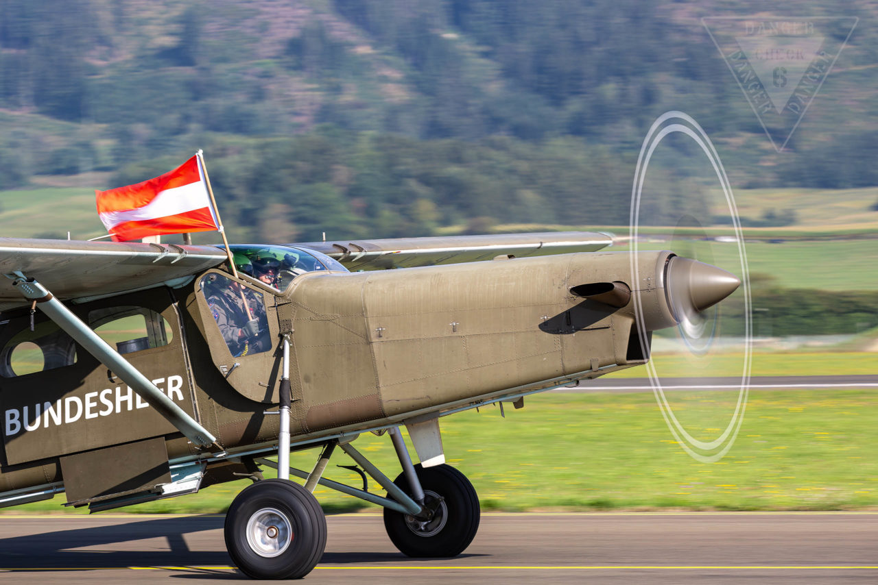 Pilatus PC-6 PORTER   - © by Marc Muick