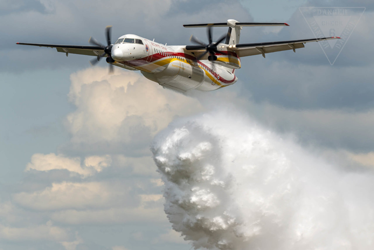 de Havilland Canada DHC-8 Firefighter   - © by Robert Kysela