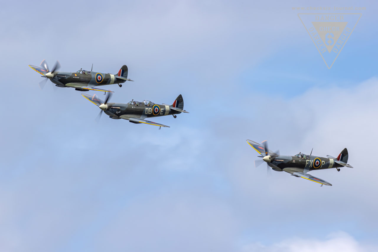 Spitfire formation  - © by Will Moore
