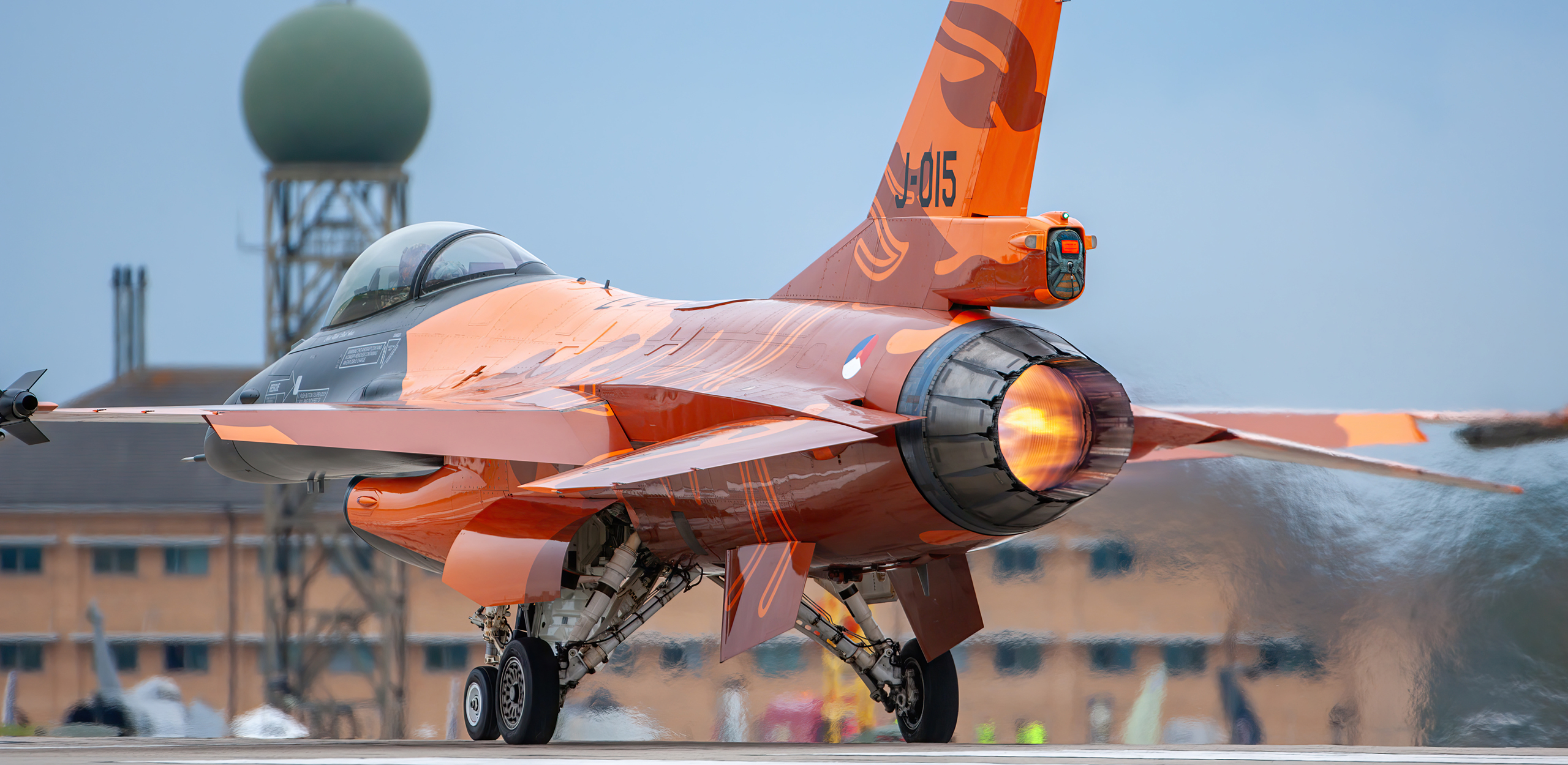 Lockheed Martin F-16AM Fighting Falcon. - image by: Robert Kysela